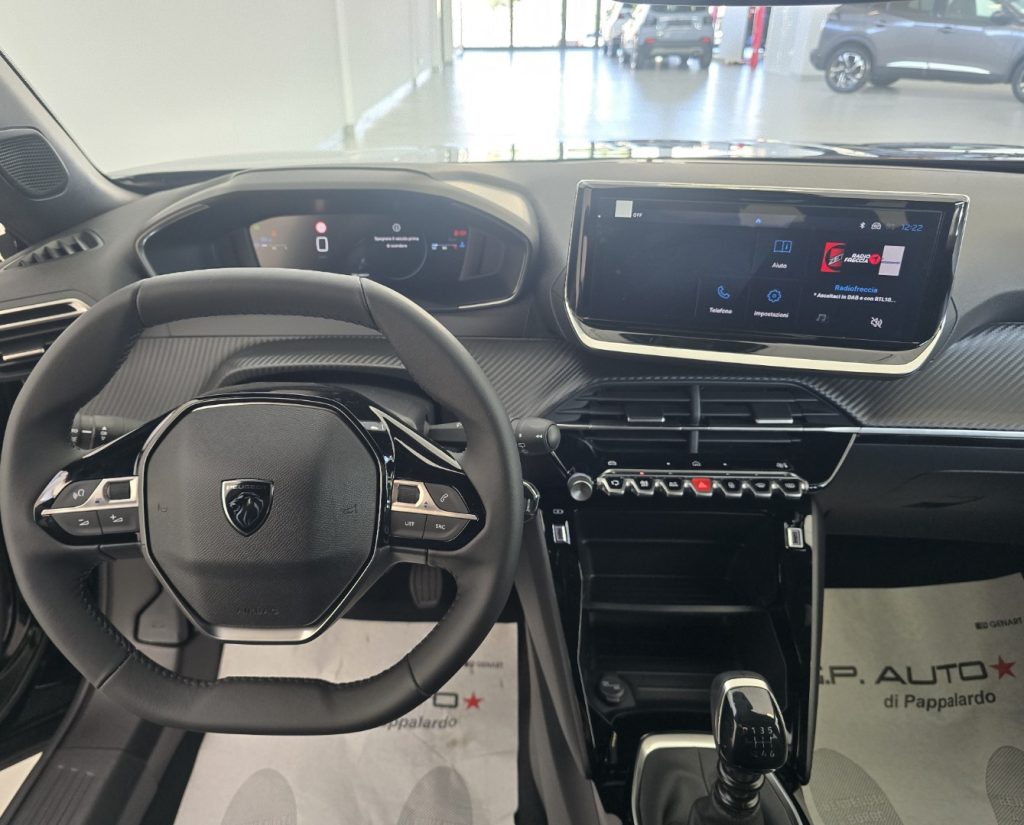 PEUGEOT 2008 PureTech 100 S&S Allure - 10