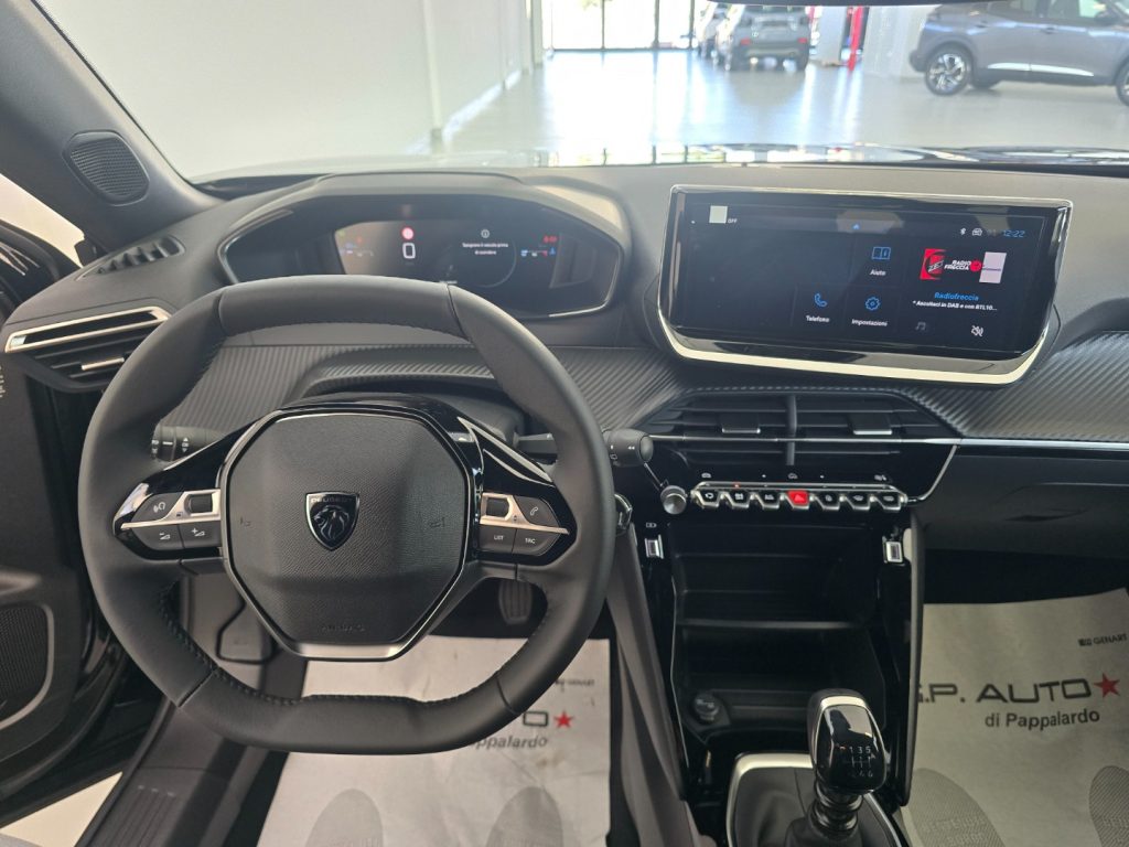 PEUGEOT 2008 PureTech 100 S&S Allure - 10