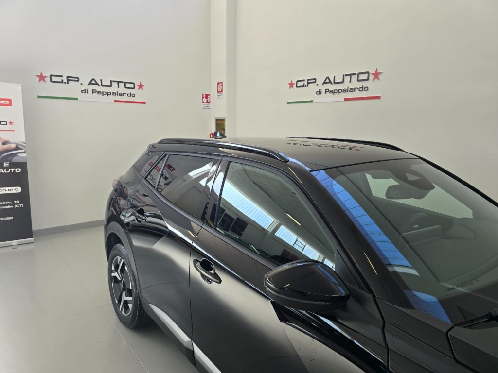 PEUGEOT 2008 PureTech 100 S&S Allure - 27