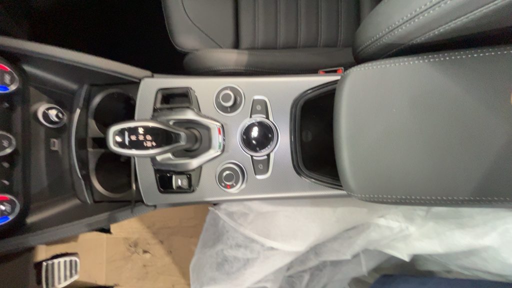 ALFA ROMEO Stelvio 2.2 TD 210 CV AT8 Q4 Veloce - 11