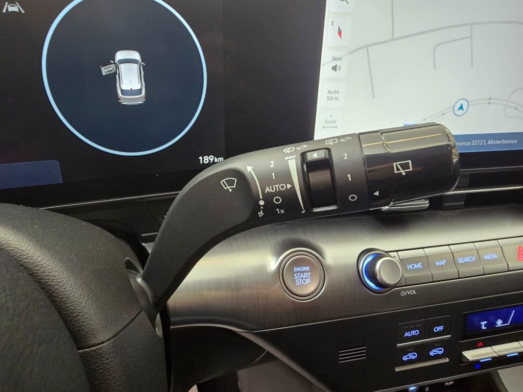 HYUNDAI Kona 1.0 T-GDI Hybrid 48V iMT Xline - 15