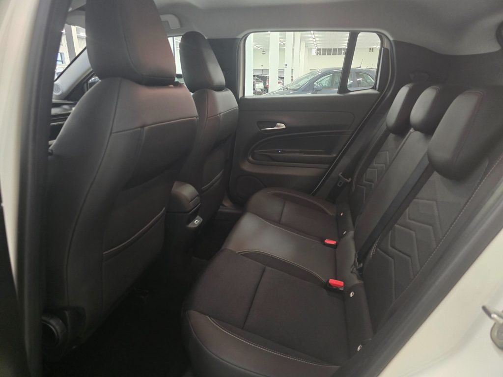 JEEP Avenger 1.2 Turbo 100 CV Altitude - 21