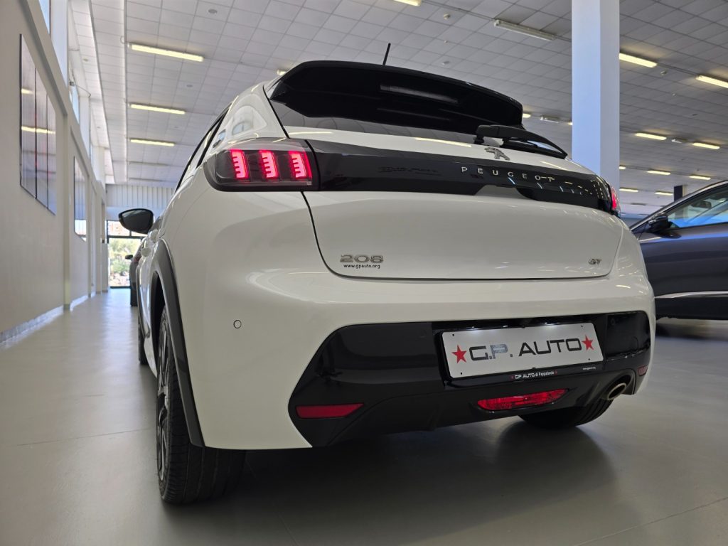 PEUGEOT 208 PureTech 100 5 porte GT line - 7