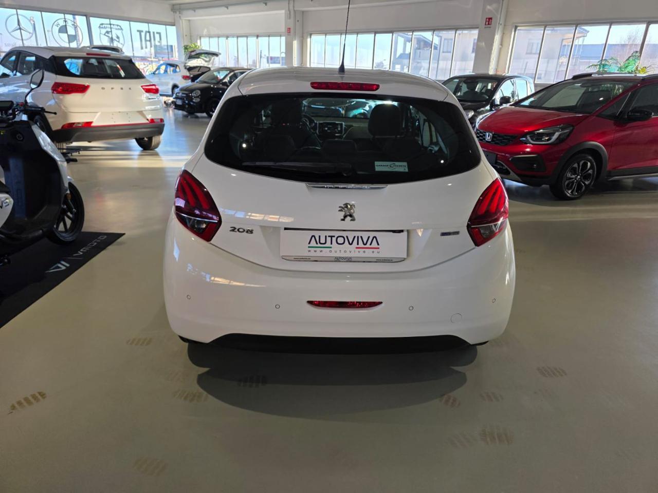 PEUGEOT 208 1° serie PureTech 82 5 porte Allure - 7