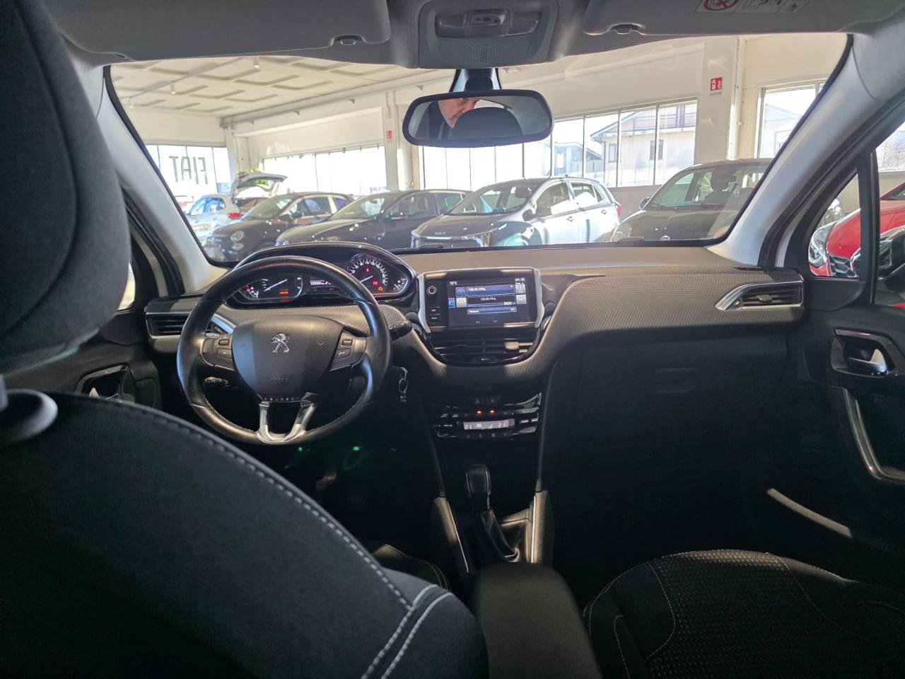 PEUGEOT 208 1° serie PureTech 82 5 porte Allure - 13