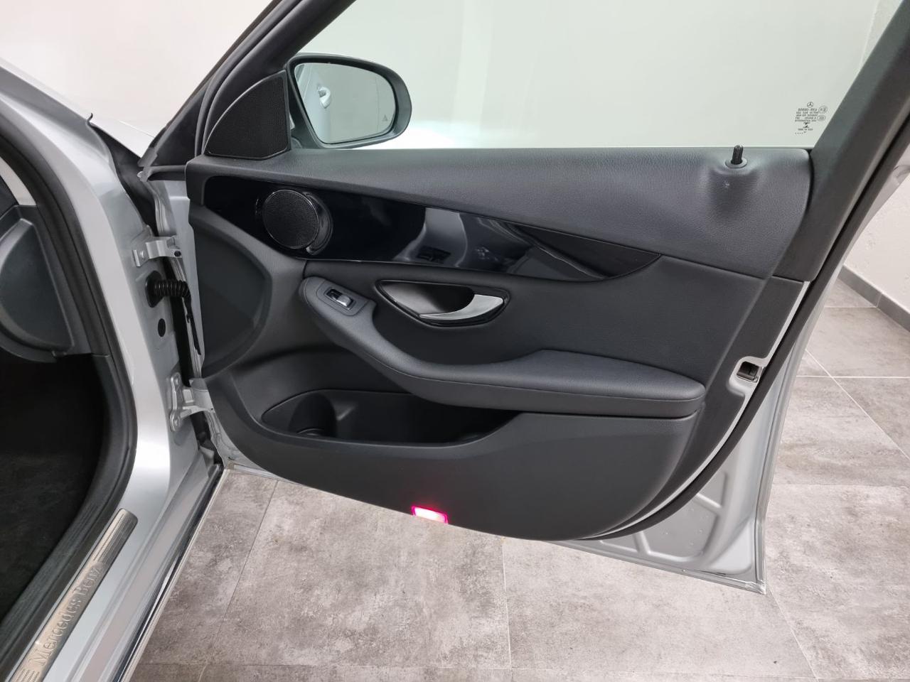 MERCEDES-BENZ C 220 d S.W. 4Matic Auto Premium - 28