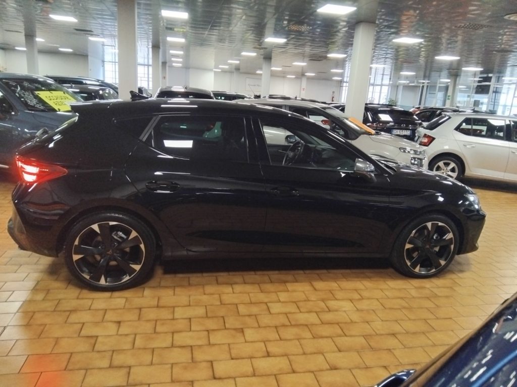 CUPRA Leon 2.0 TDI 150 CV DSG - 4