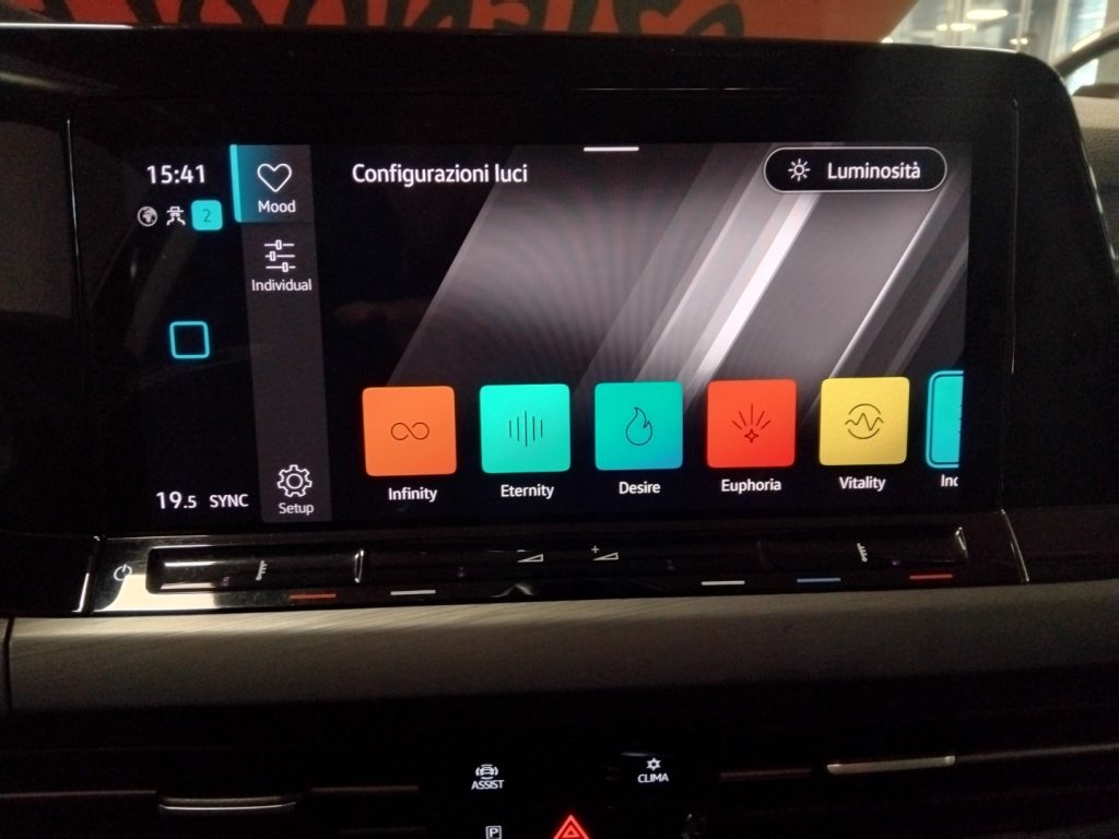 VOLKSWAGEN Golf 2.0 TDI 150 CV DSG SCR Style VIDEO - 23