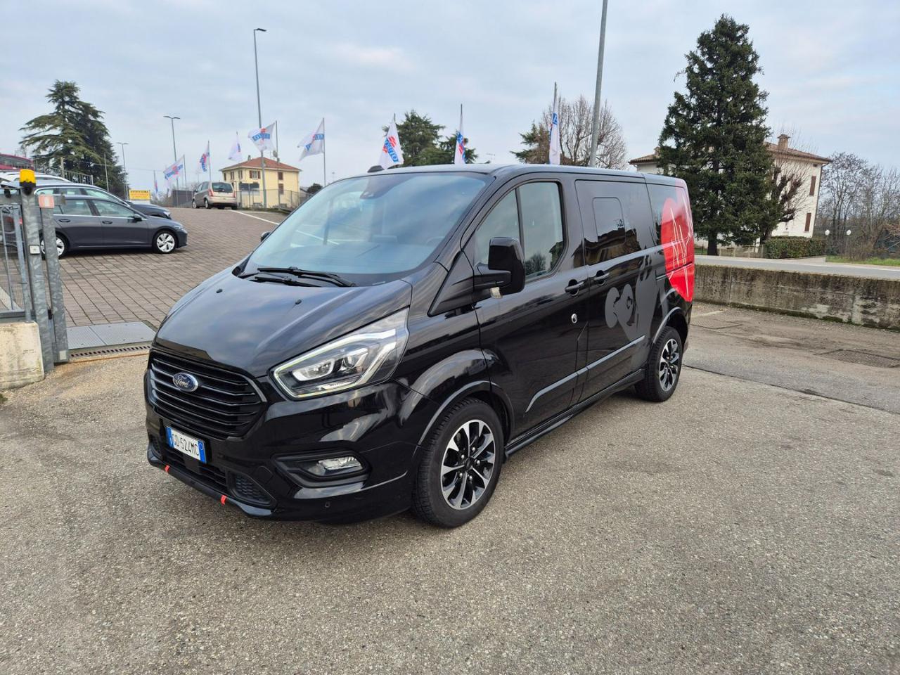 FORD Tourneo Custom 320 2.0 EcoBlue 185CV aut. PC Sport - 2