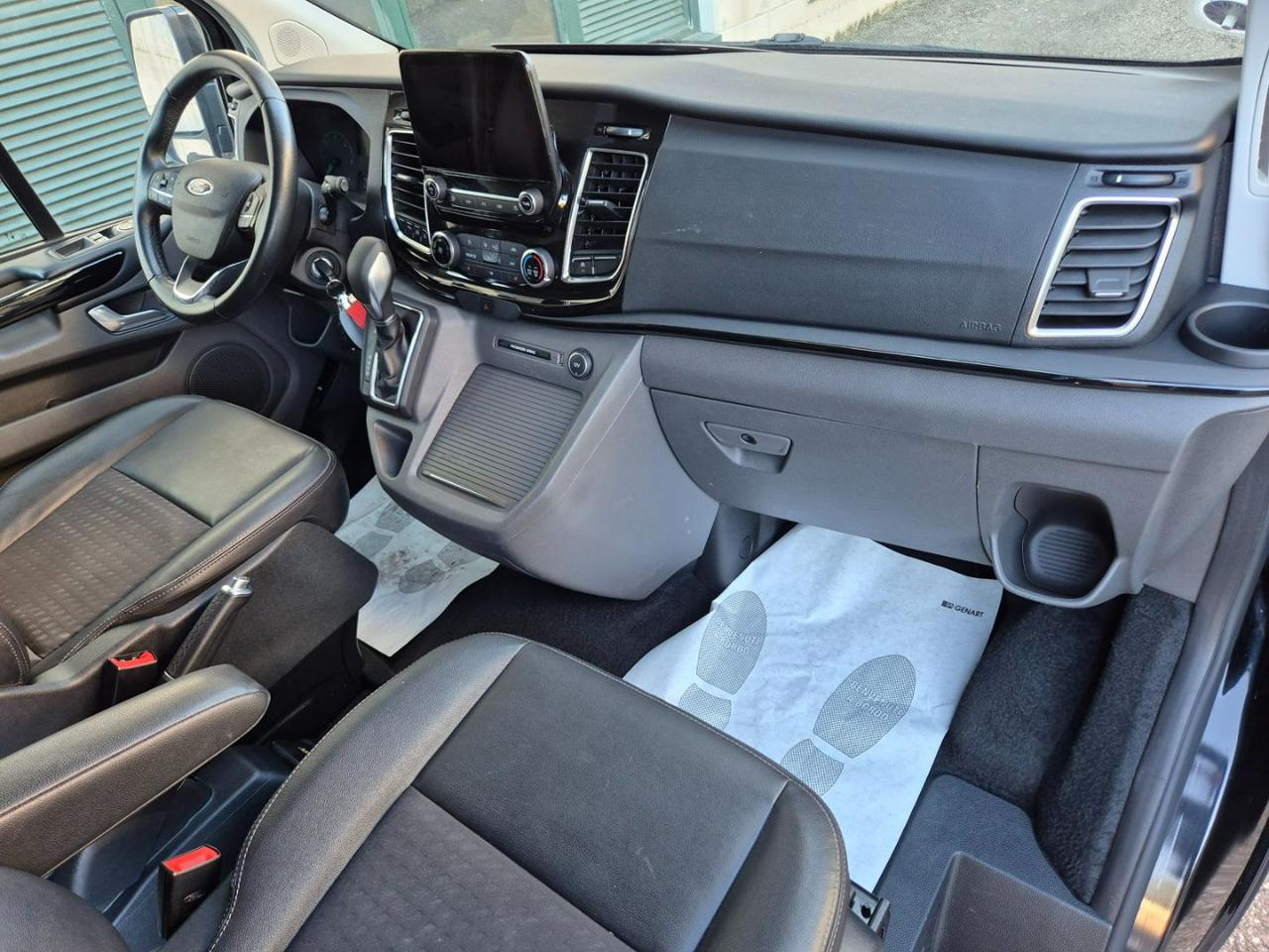 FORD Tourneo Custom 320 2.0 EcoBlue 185CV aut. PC Sport - 18