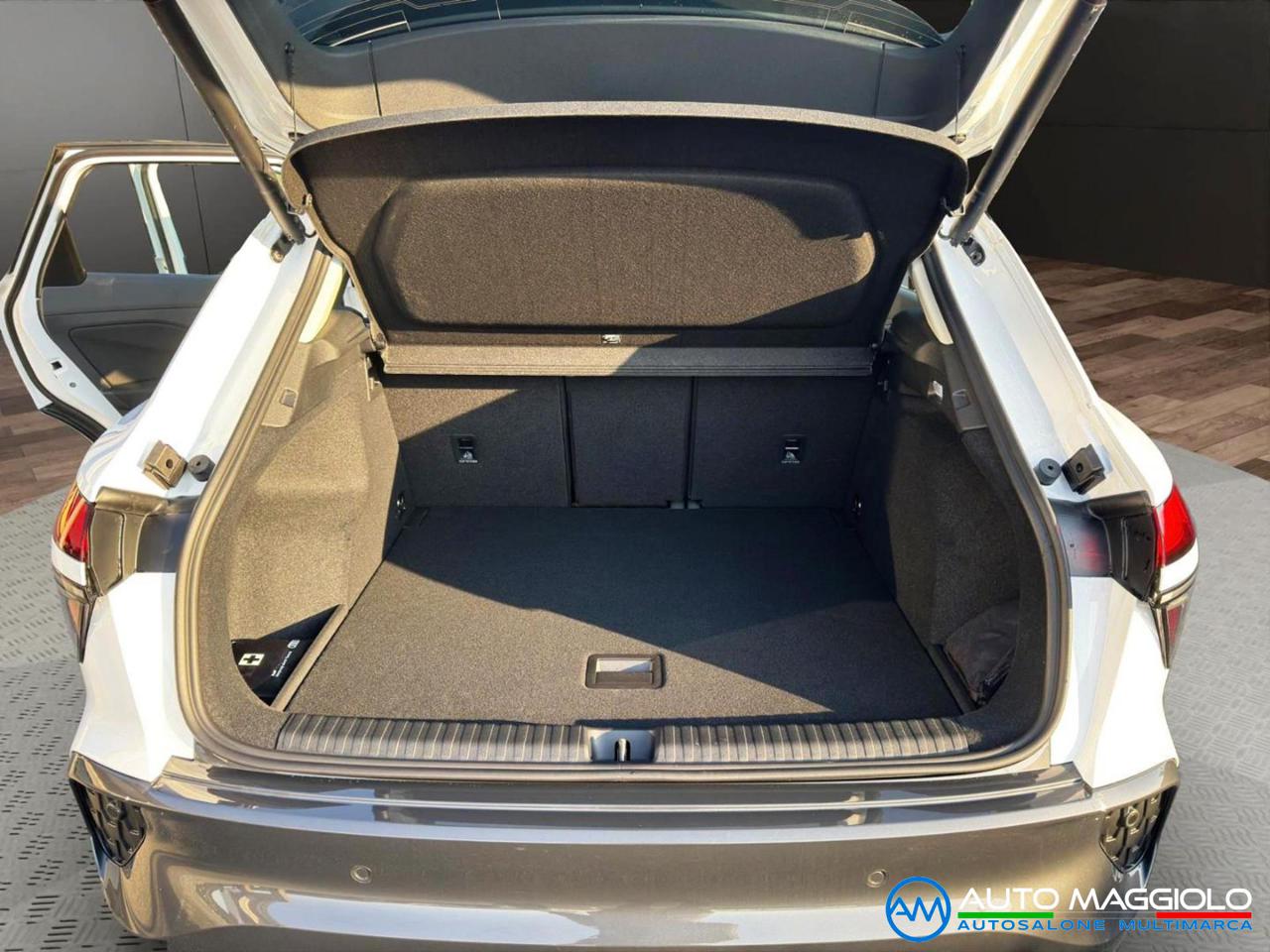 AUDI Q3 2.0 TDI 150 CV S tronic Business NUOVO MODELLO - 13