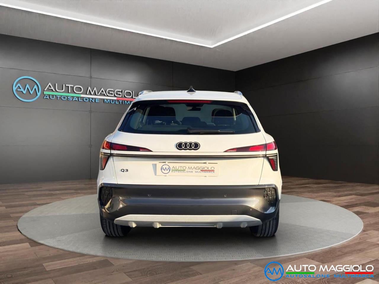 AUDI Q3 2.0 TDI 150 CV S tronic Business NUOVO MODELLO - 6