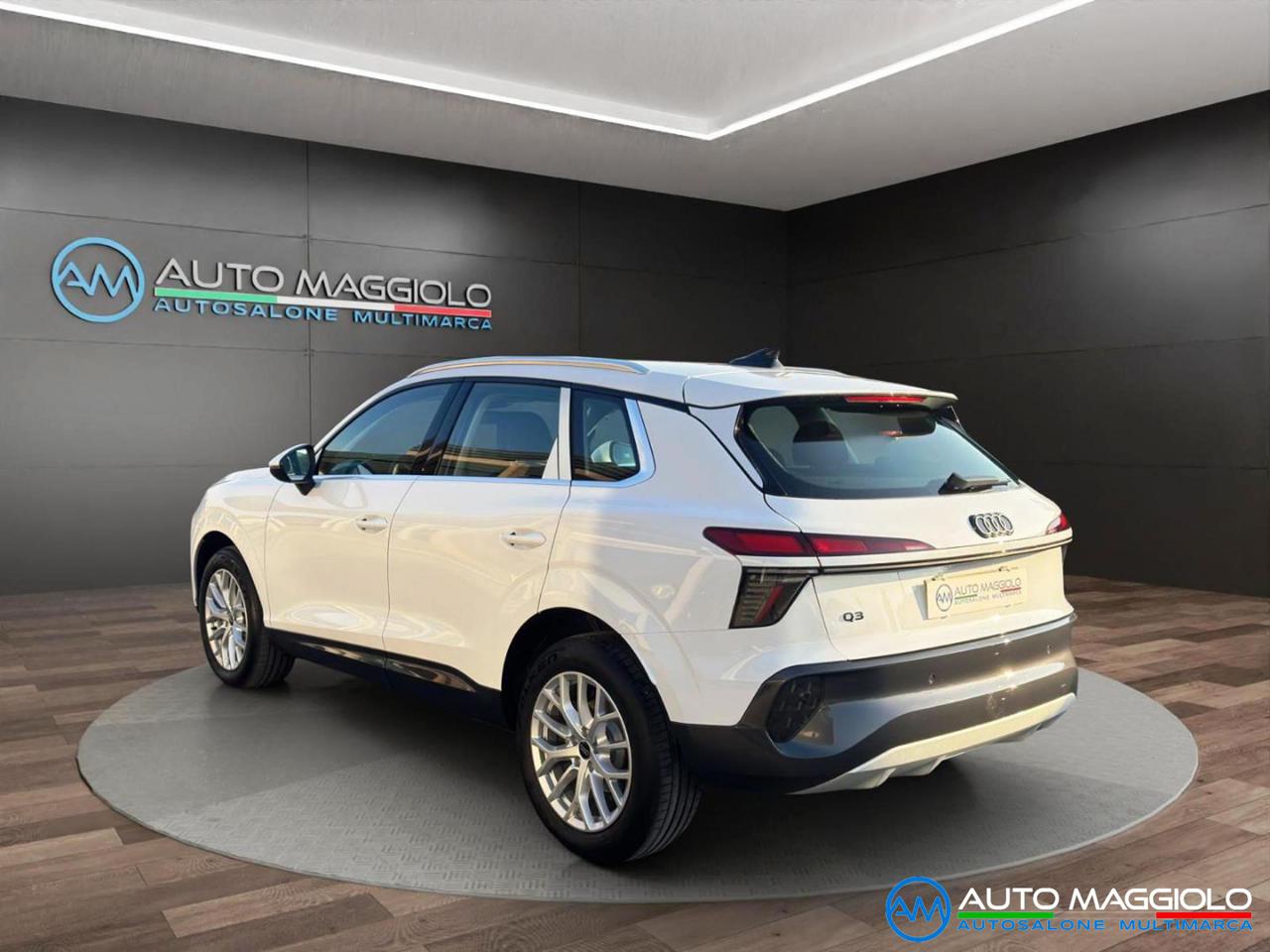 AUDI Q3 2.0 TDI 150 CV S tronic Business NUOVO MODELLO - 7