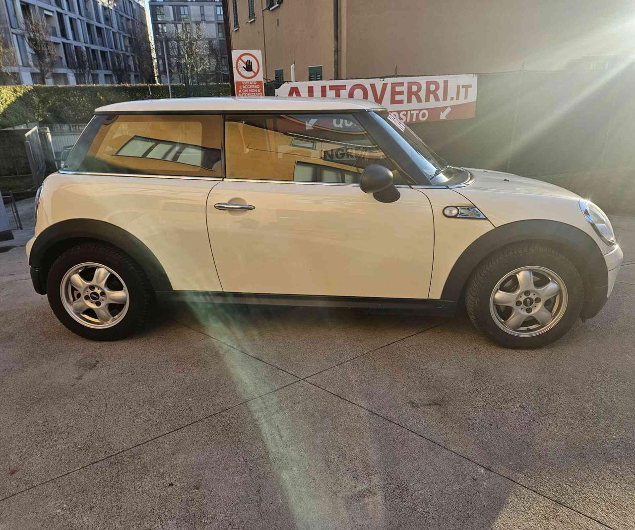 MINI One 1.4 16V One (55kW)  NEOPATENTATO OK!! - 4