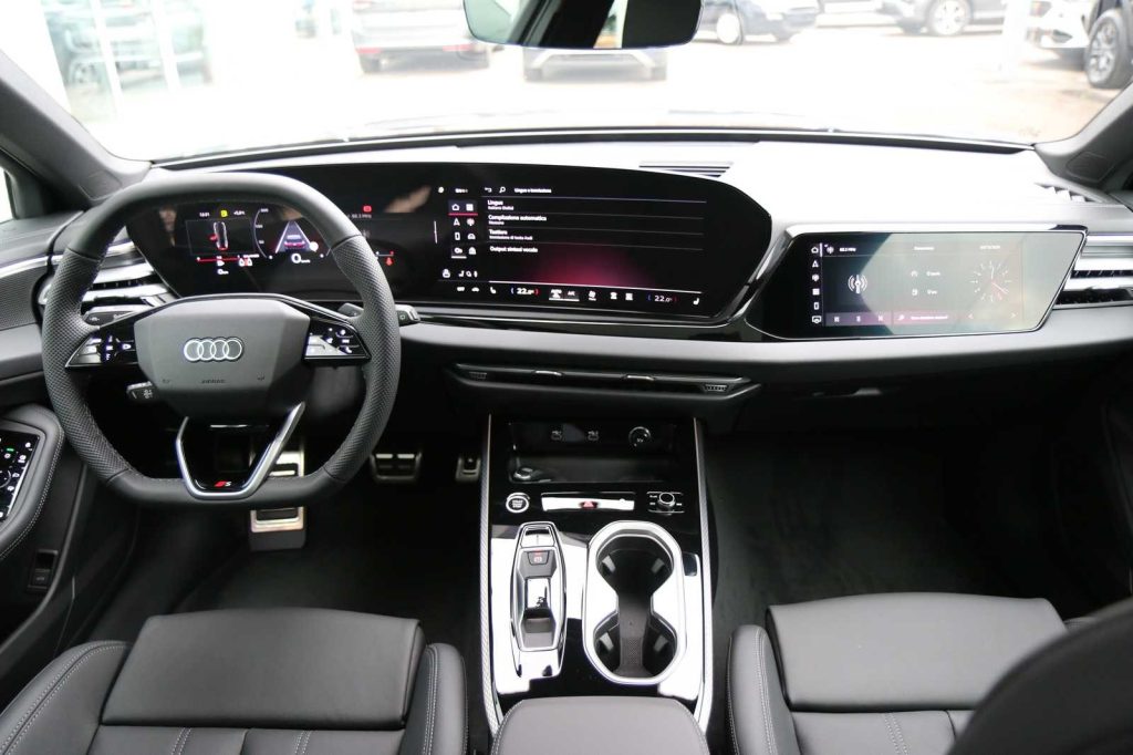 AUDI A6 Avant 40 2.0 TDI S tronic S line edition - 11
