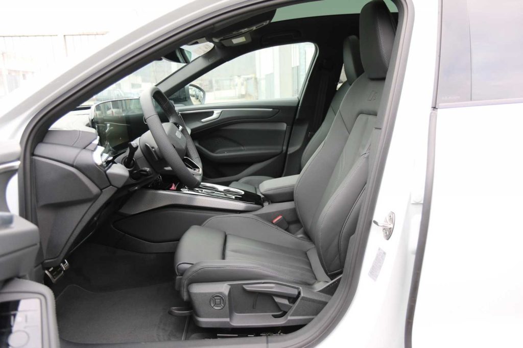 AUDI A6 Avant 40 2.0 TDI S tronic S line edition - 3