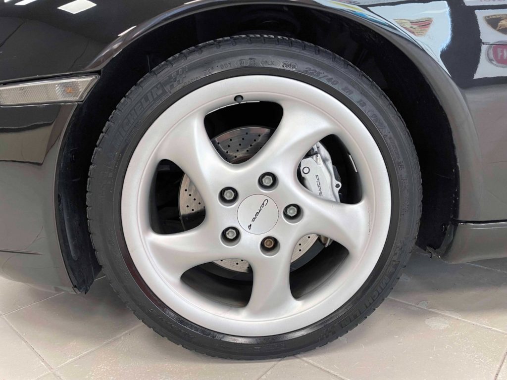 PORSCHE 911 996 COUPE TIPTRONIC 3.4 CARRERA 4 - 15