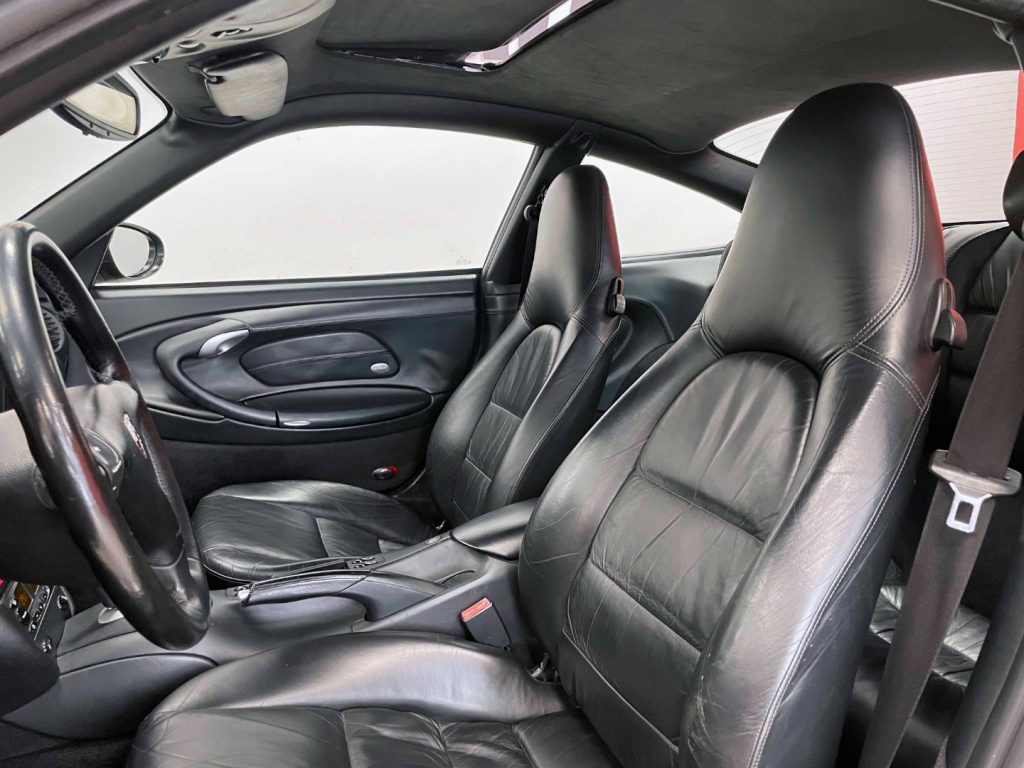 PORSCHE 911 996 COUPE TIPTRONIC 3.4 CARRERA 4 - 18