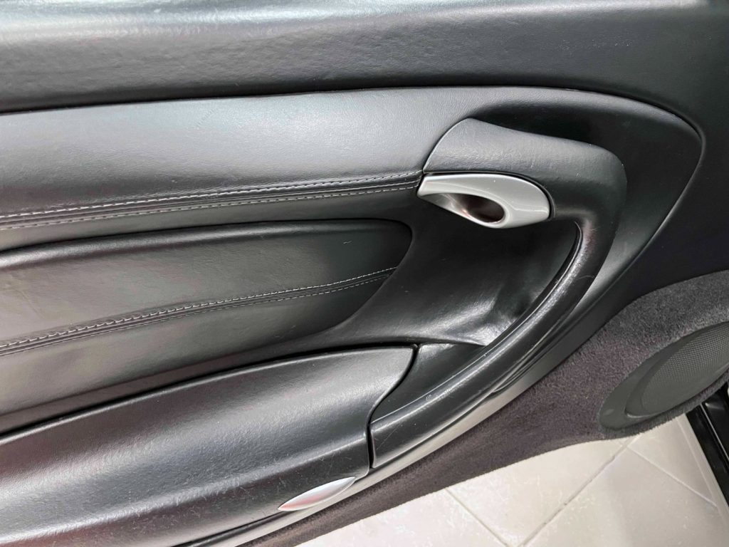 PORSCHE 911 996 COUPE TIPTRONIC 3.4 CARRERA 4 - 41