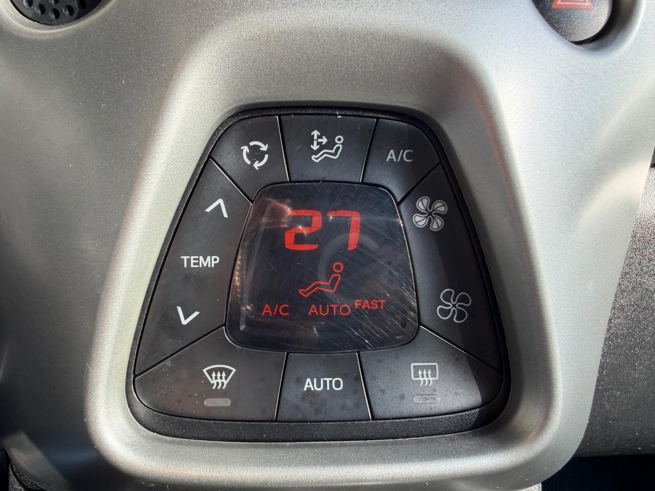 TOYOTA Aygo 1.0 VVT-i 69 CV 5 porte x-play (NESSUN VINCOLO) - 14