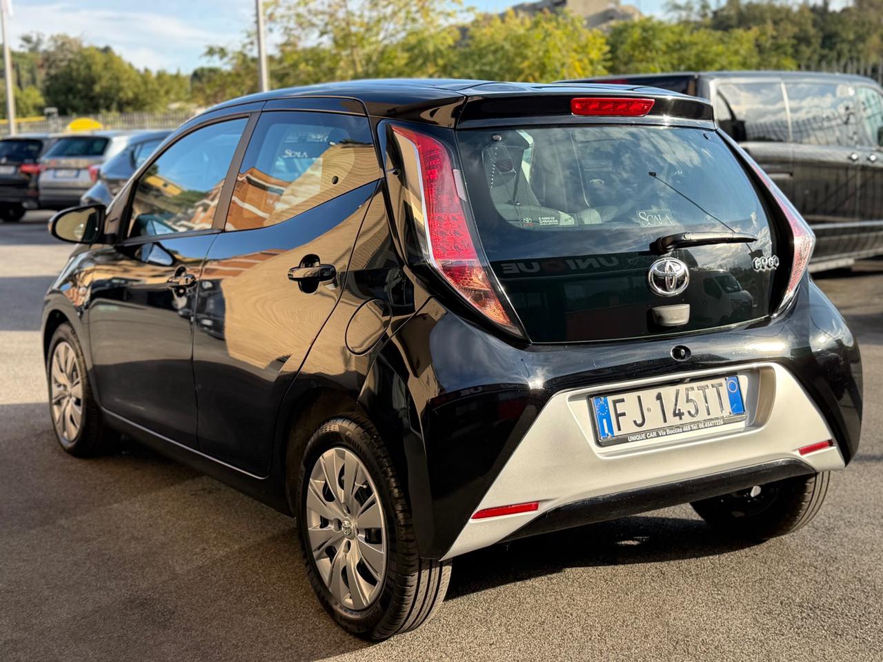 TOYOTA Aygo 1.0 VVT-i 69 CV 5 porte x-play (NESSUN VINCOLO) - 5