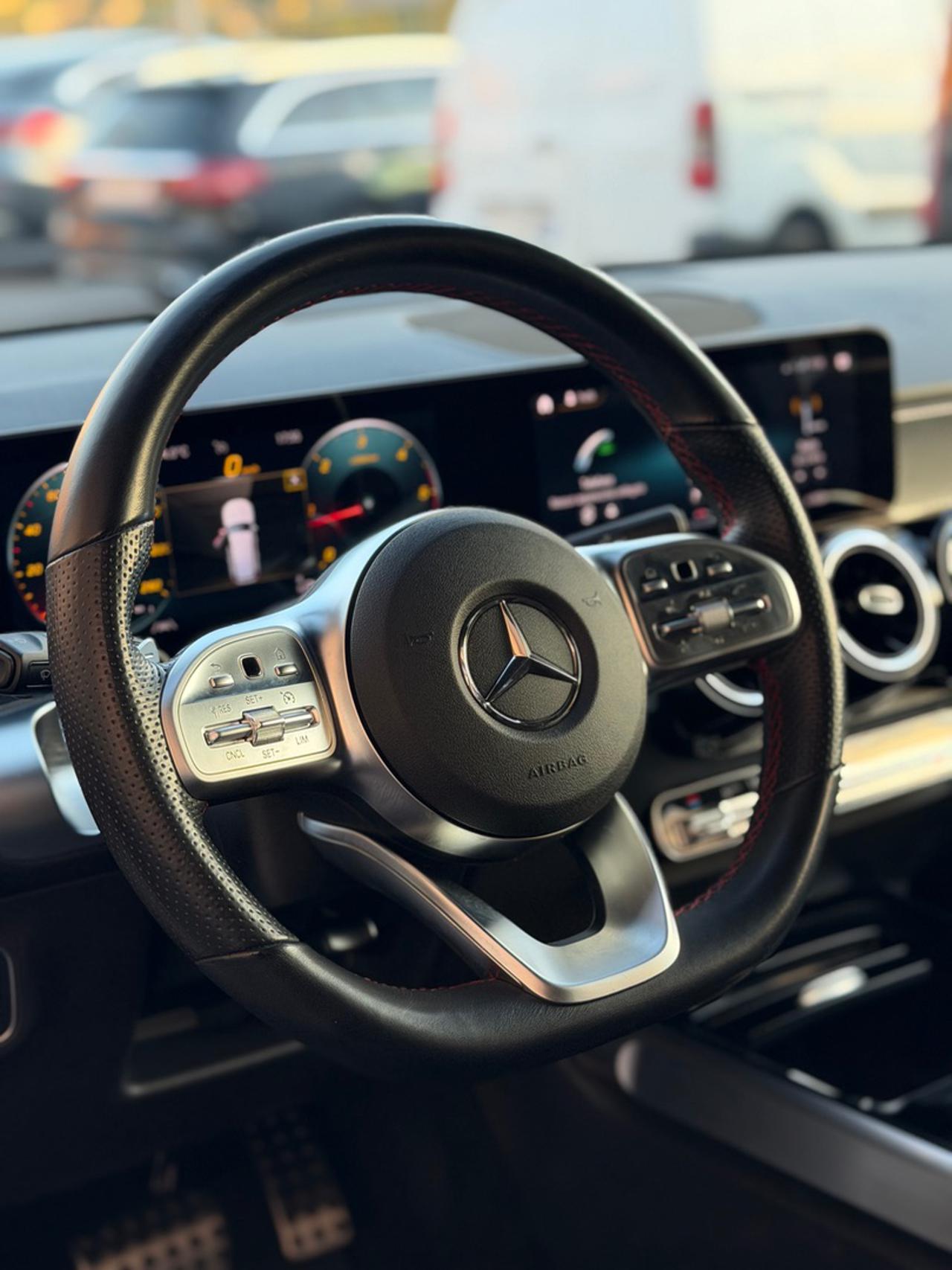 MERCEDES-BENZ GLB 200 d Automatic Premium (FULL OPTIONAL) - 17