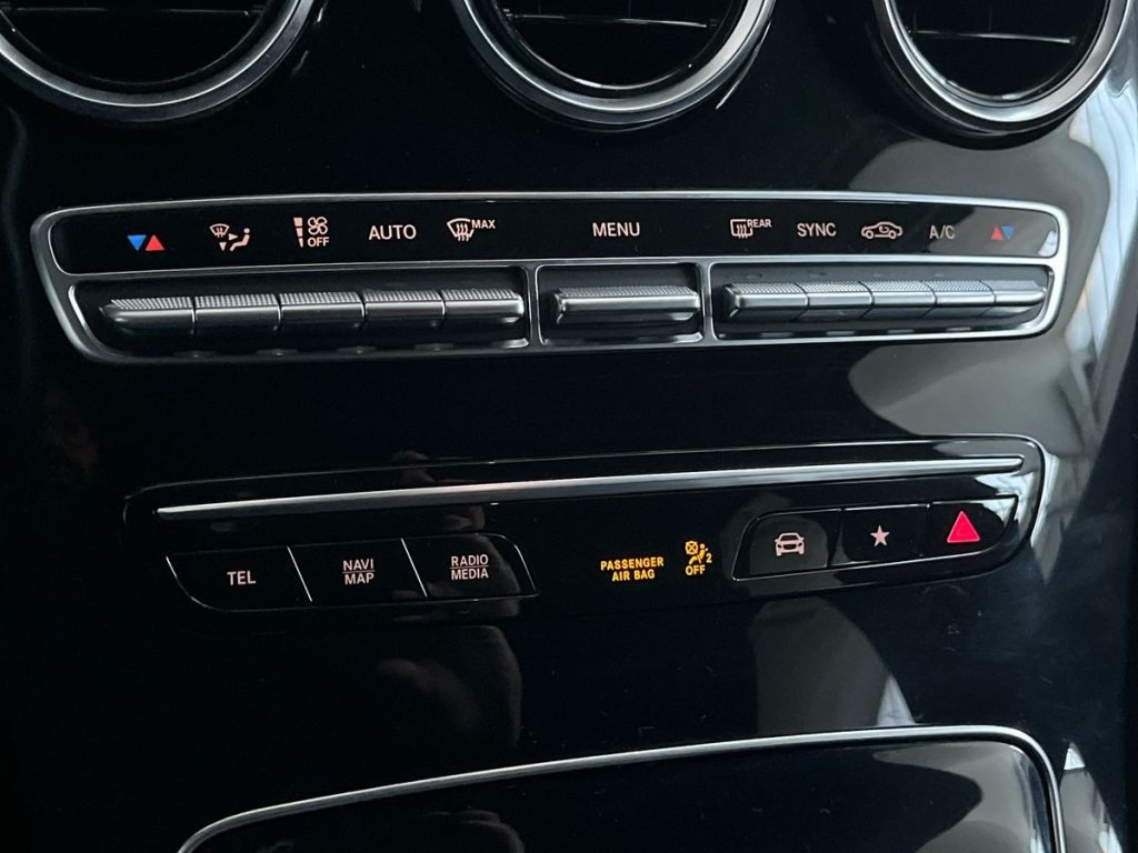 MERCEDES-BENZ GLC 200 d 4Matic Sport - 14