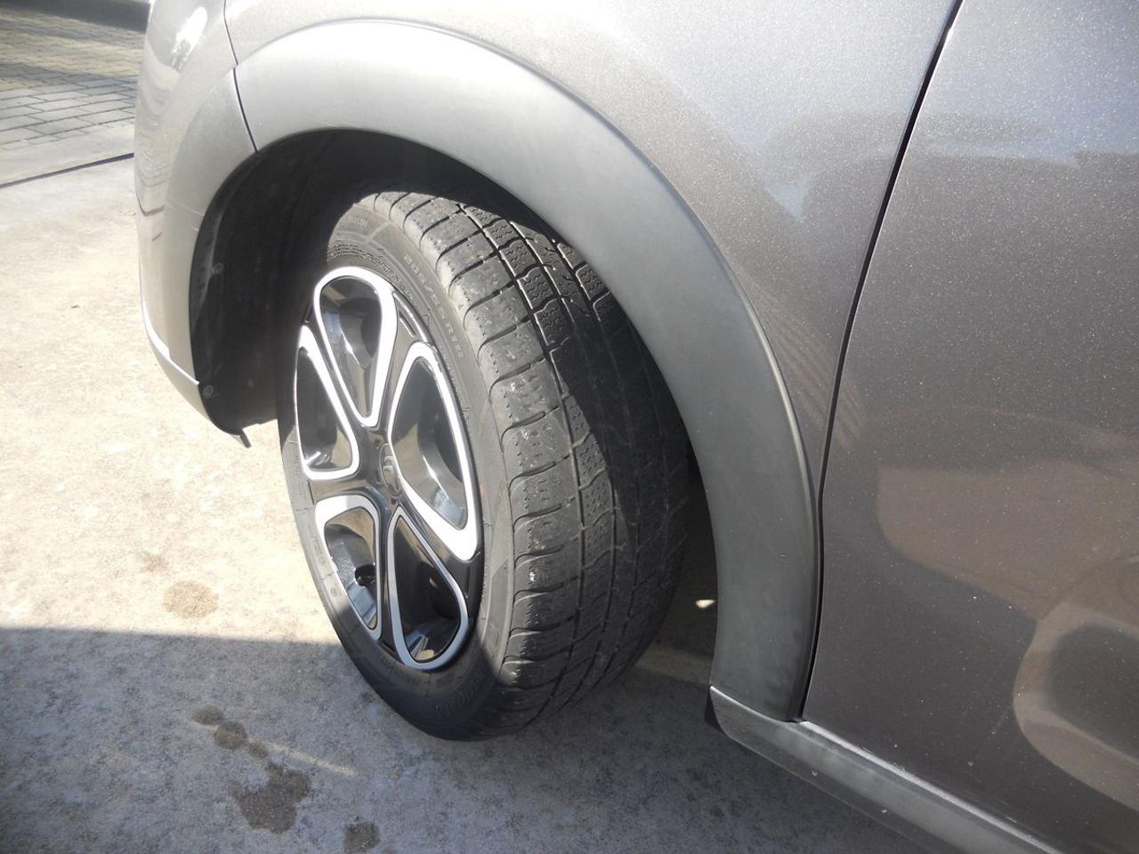 CITROEN C3 BlueHDi 100 S&S Feel - 12