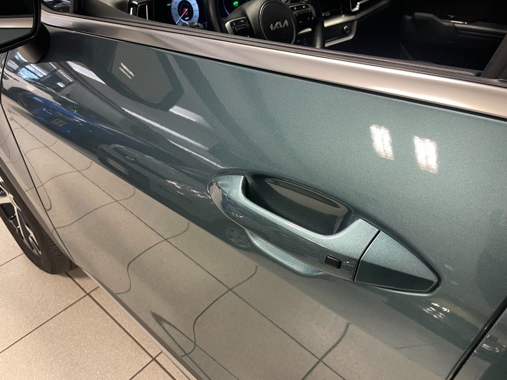 KIA Sportage 1.6 TGDi HEV AT Style 210CV--UNICO PROPRIETARIO - 16