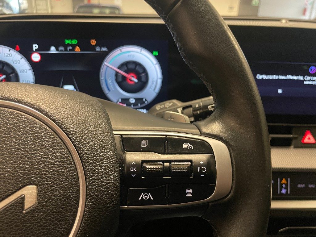 KIA Sportage 1.6 TGDi HEV AT Style 210CV--UNICO PROPRIETARIO - 17