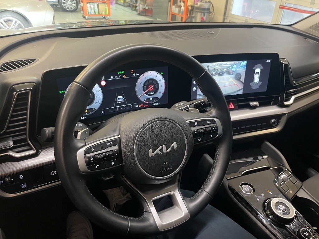 KIA Sportage 1.6 TGDi HEV AT Style 210CV--UNICO PROPRIETARIO - 14