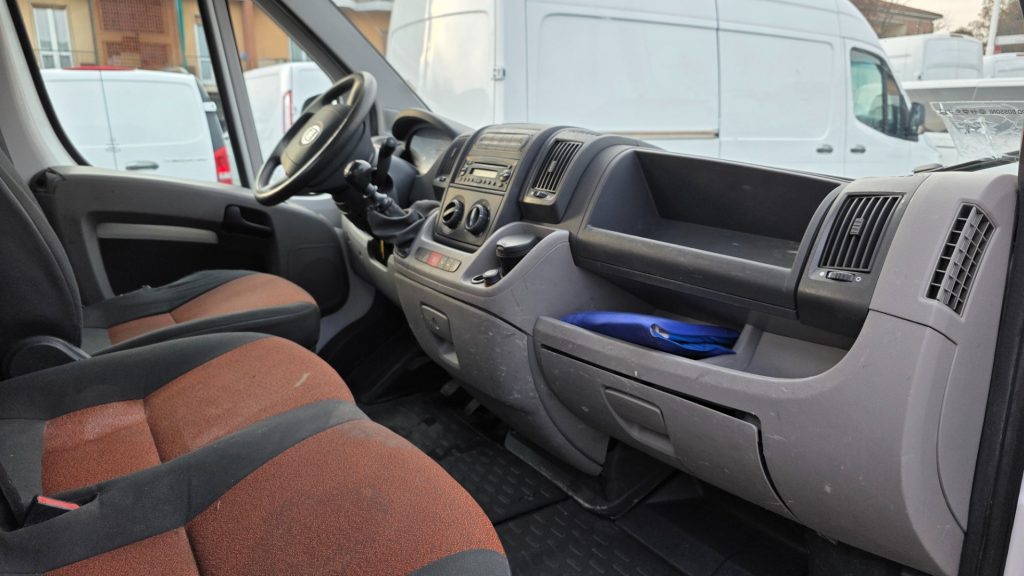 FIAT Ducato 35 2.3 MJT PL Cabinato cassone fisso 3.40m - 10