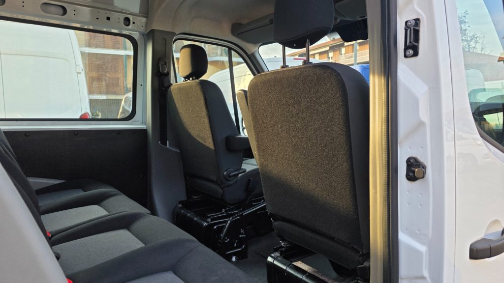 RENAULT Master T35 2.3 dCi 150 PL-TM-DC 6posti L3H2 - 12