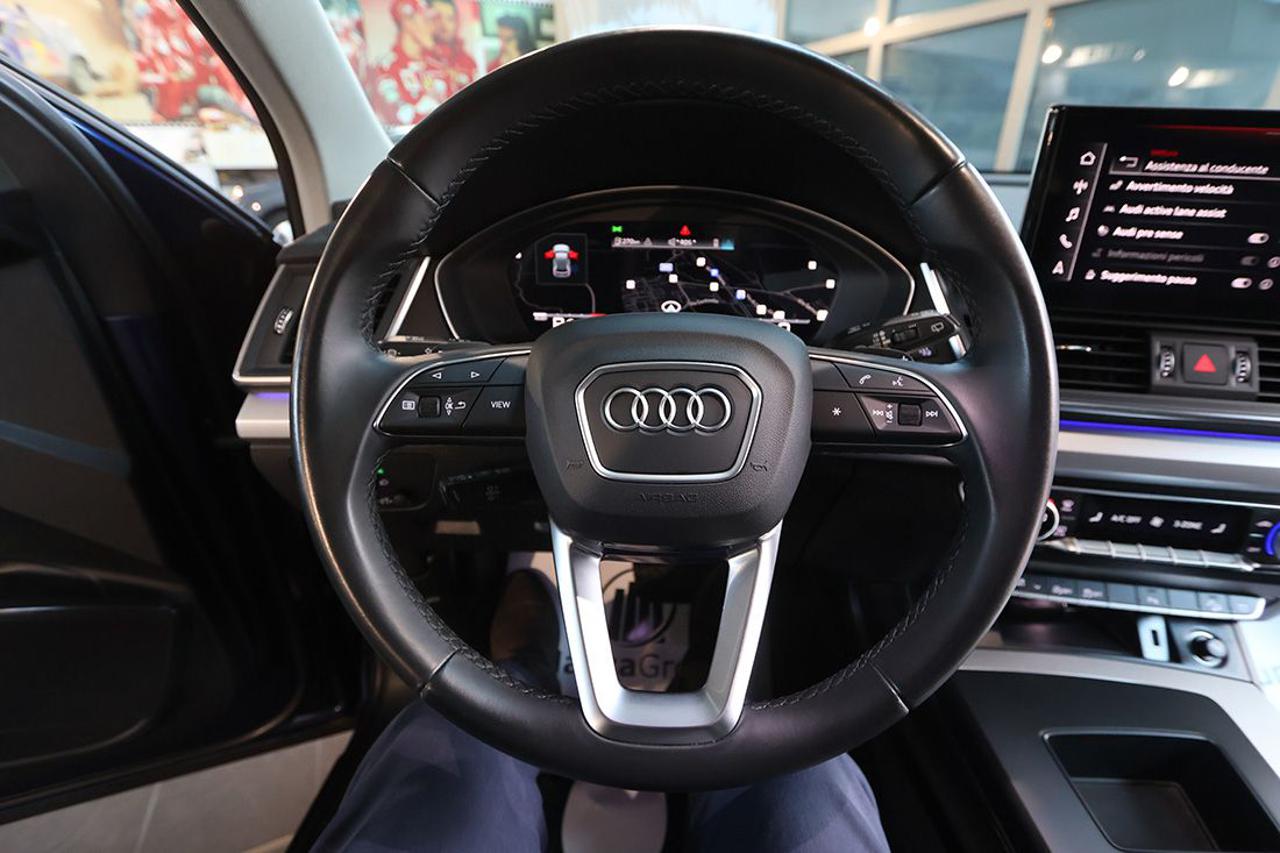 AUDI Q5 40 TDI Quattro S-Tronic Business Advanced - 21
