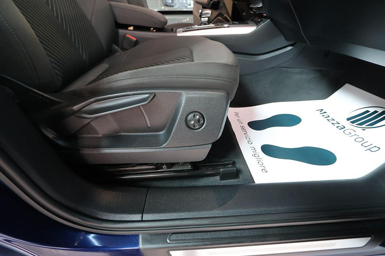 AUDI Q5 40 TDI Quattro S-Tronic Business Advanced - 44