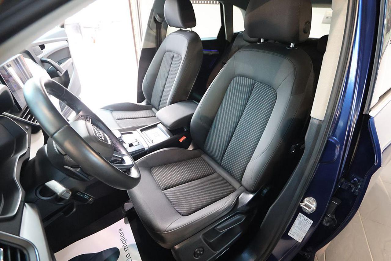 AUDI Q5 40 TDI Quattro S-Tronic Business Advanced - 18