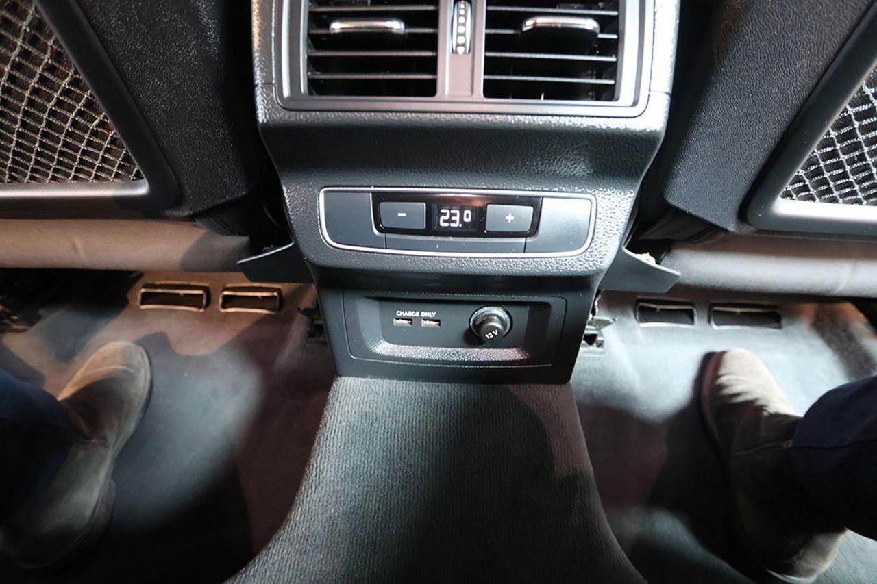 AUDI Q5 40 TDI Quattro S-Tronic Business Advanced - 43