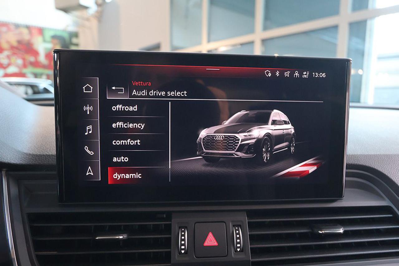 AUDI Q5 40 TDI Quattro S-Tronic Business Advanced - 28