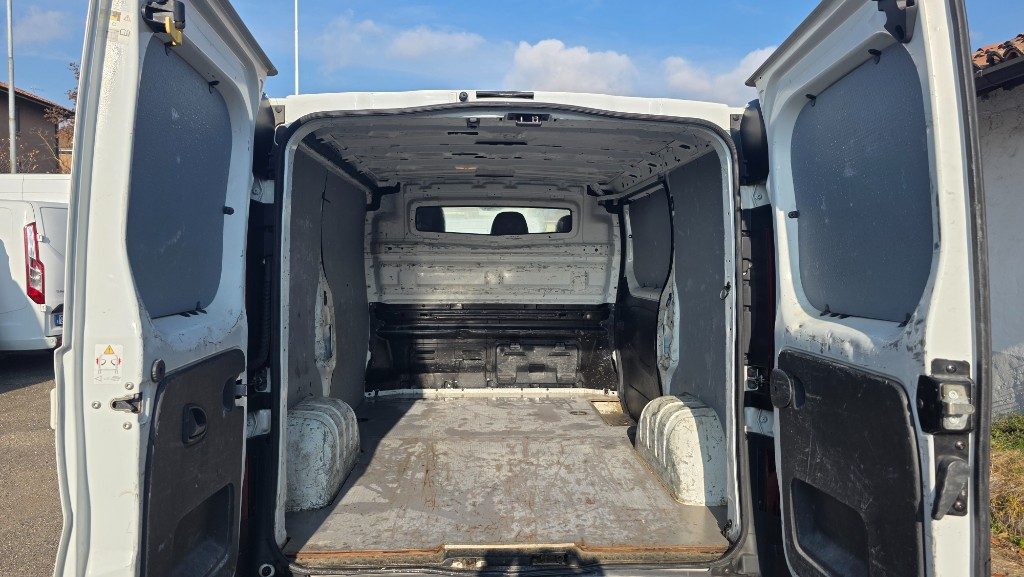 RENAULT Trafic T27 1.6 dCi 120CV S&S PC-TN Furgone prezzo finito - 7