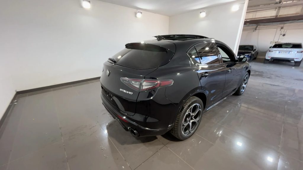 ALFA ROMEO Stelvio 2.2 TD 210 CV AT8 Q4 Veloce + Tetto - 3