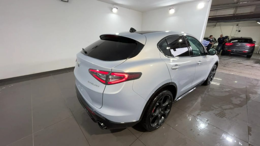 ALFA ROMEO Stelvio 2.2 TD 210 CV AT8 Q4 Veloce + Tetto - 4