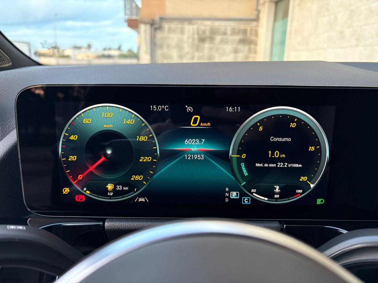 MERCEDES-BENZ GLA 200 d Automatic Sport Plus - 37