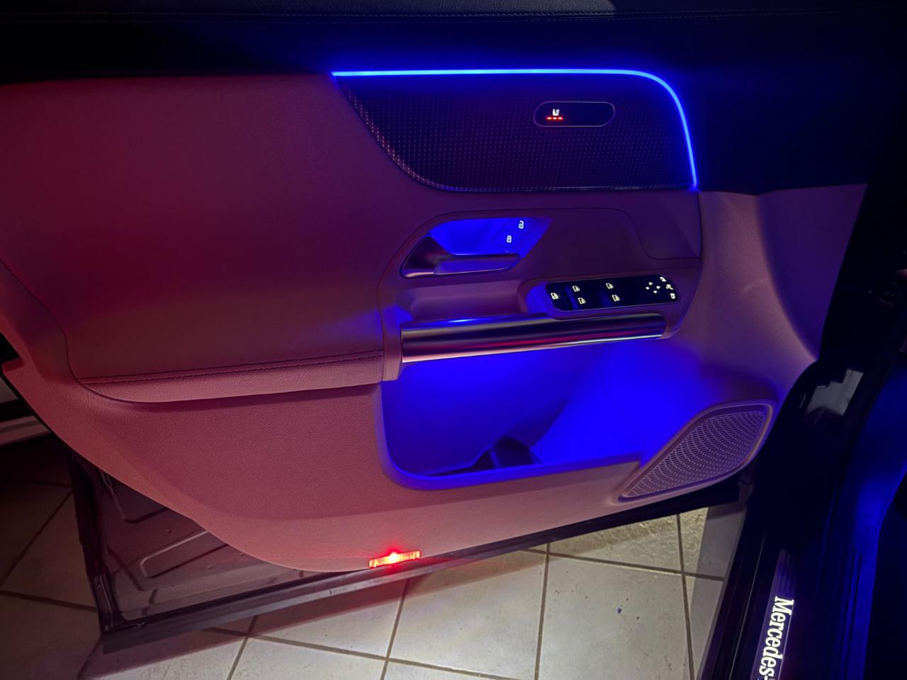 MERCEDES-BENZ GLA 200 d Automatic Sport Plus - 19