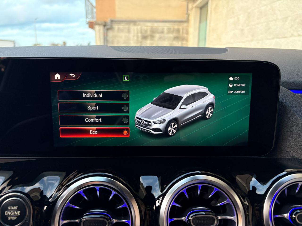 MERCEDES-BENZ GLA 200 d Automatic Sport Plus - 29