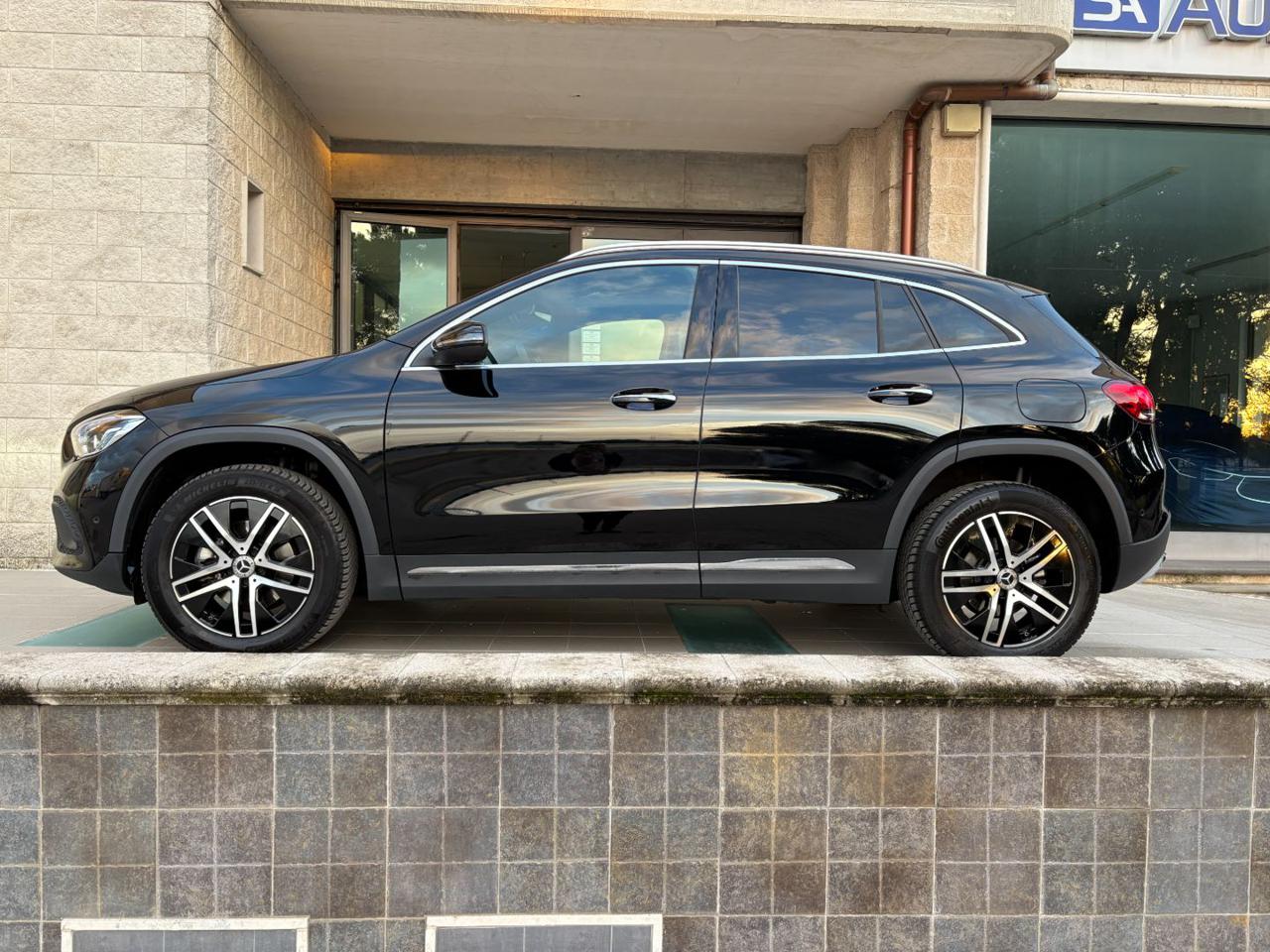 MERCEDES-BENZ GLA 200 d Automatic Sport Plus - 8
