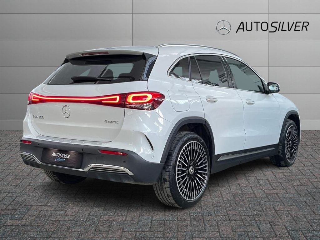 MERCEDES-BENZ EQA 300 4Matic Premium Plus - 2