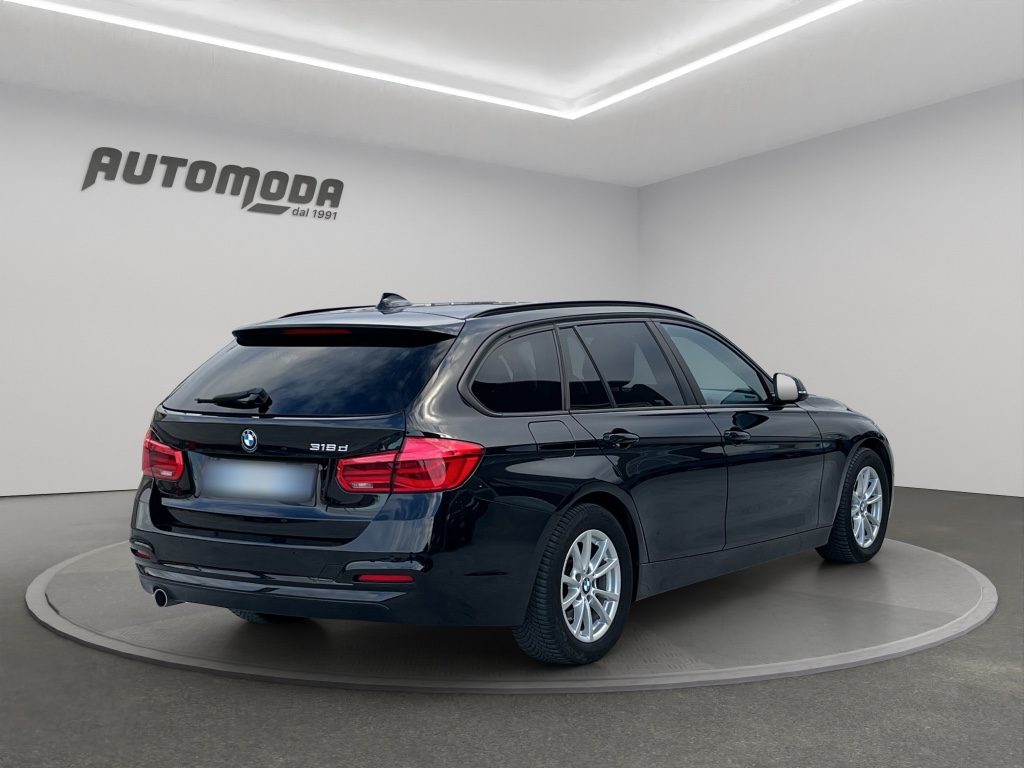 BMW 318 Touring Auto - 4