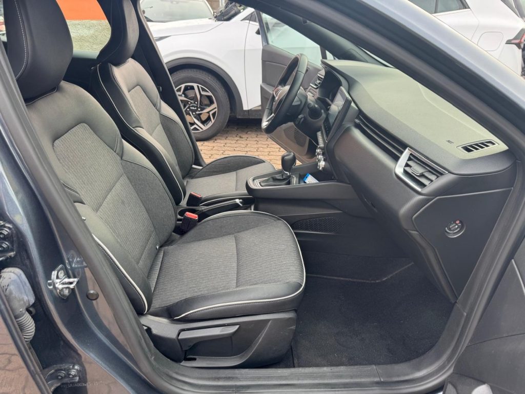 RENAULT Clio Full Hybrid E-Tech 140 CV INTENSE - 14