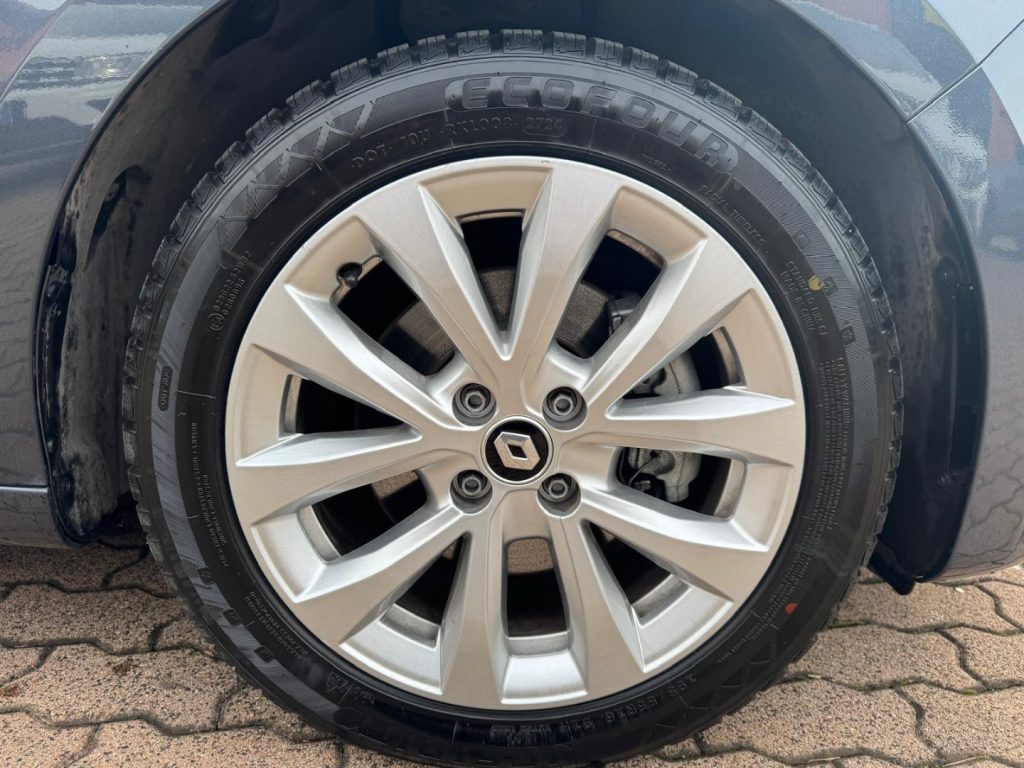 RENAULT Clio Full Hybrid E-Tech 140 CV INTENSE - 20