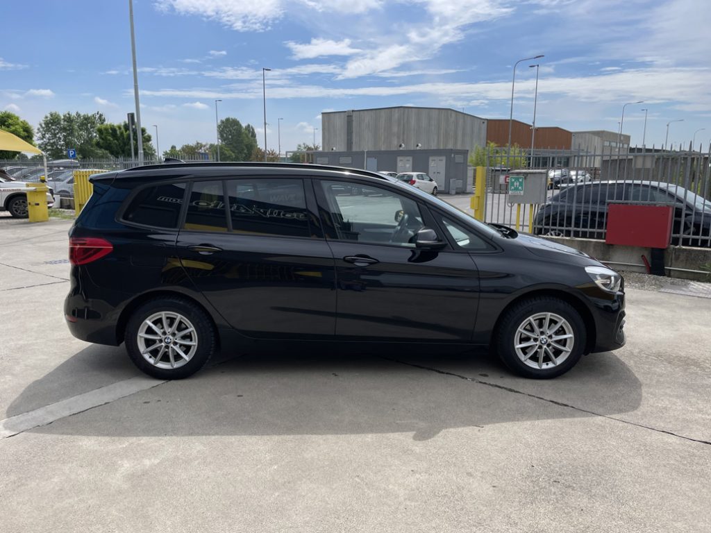 BMW 216 d Gran Tourer Advantage - 4